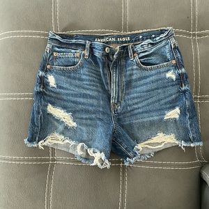 American eagle 90s high rise boyfriend shorts